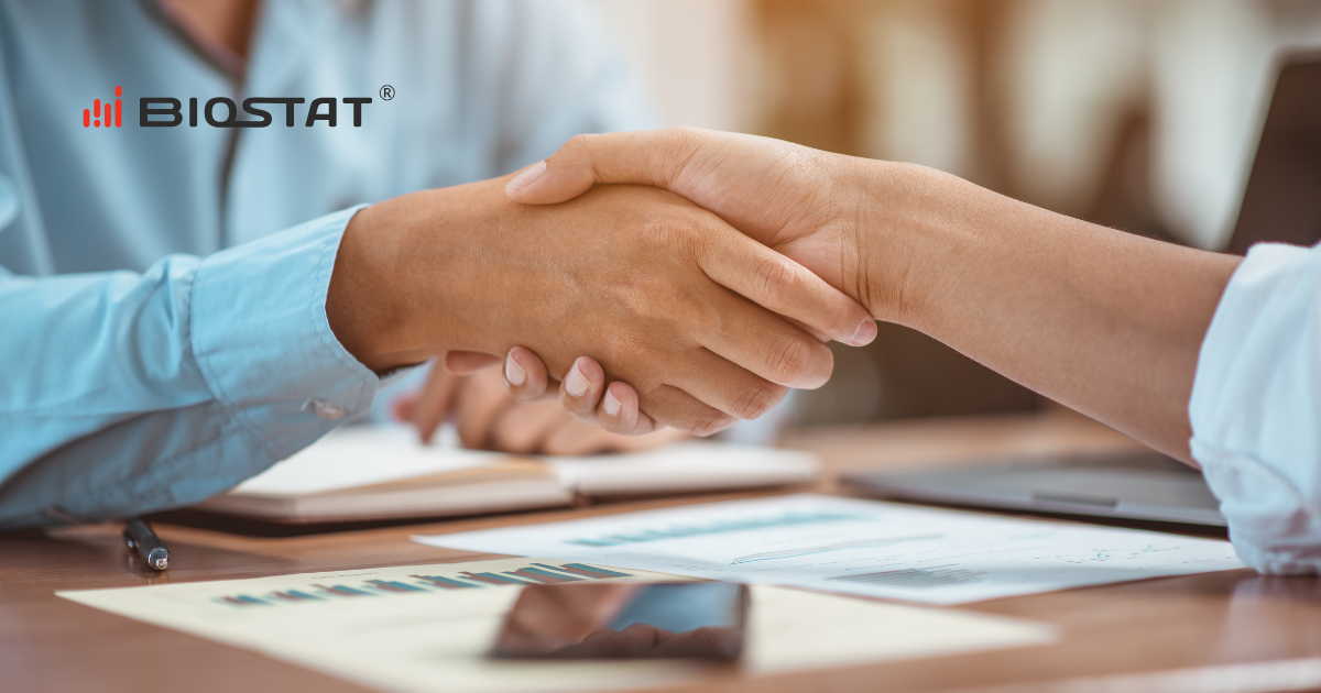 What are the typical collaboration models between a CRO and a Sponsor?